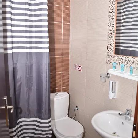 Hotel Paris 2*