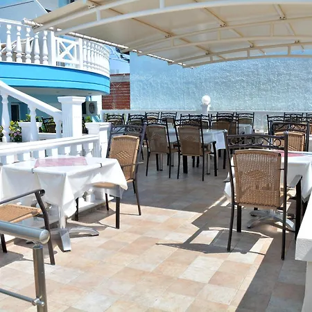 מלון Paris Paralía