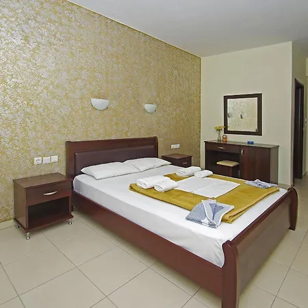 Hotel Paris 2*